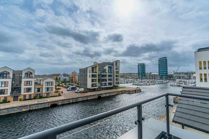 2 Bedroom Flat To Rent In Edgewater, St. Marys Island, Chatham, Kent, ME4