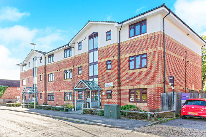 2 Bedroom Apartment To Rent In Albert Street Fleet, GU51