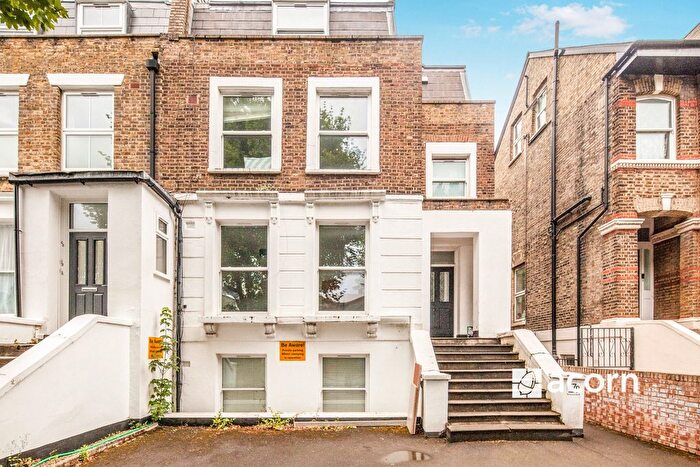 2 Bedroom Flat To Rent In St. Mary's Road, London, SE15