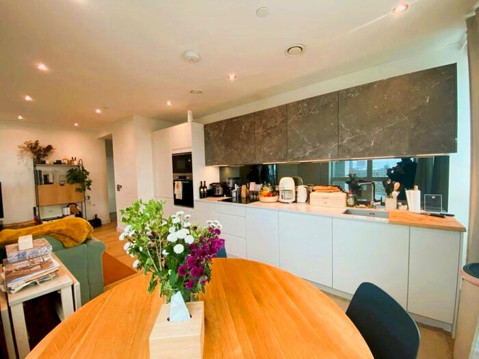 2 Bedroom Flat To Rent In Duval House, Grant Road, London, Surrey, SW11