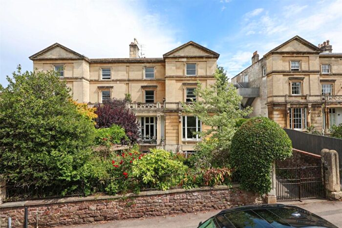 3 Bedroom Apartment For Sale In Richmond Park Road, Clifton, Bristol, BS8