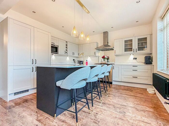 3 Bedroom Semi-detached House For Sale In Cliff Lane, Brierley, Barnsley, South Yorkshire, S72