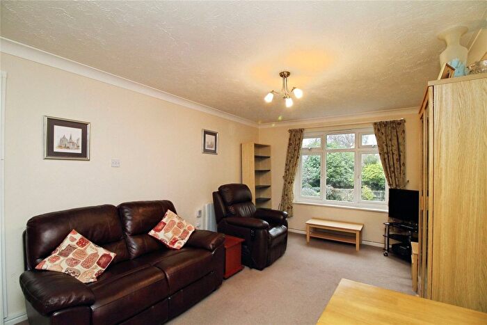 1 Bedroom Flat For Sale In The Dell, Colchester, CO1