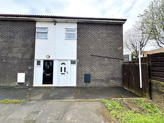 3 Bedroom Semi Detached House For Sale In Wadham Close, Peterlee, County Durham, SR8
