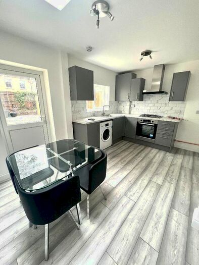 3 Bedroom Detached House To Rent In Effra Road, London, SW19