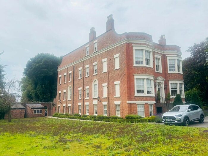 2 Bedroom Flat To Rent In Manor House, Maghull, L31