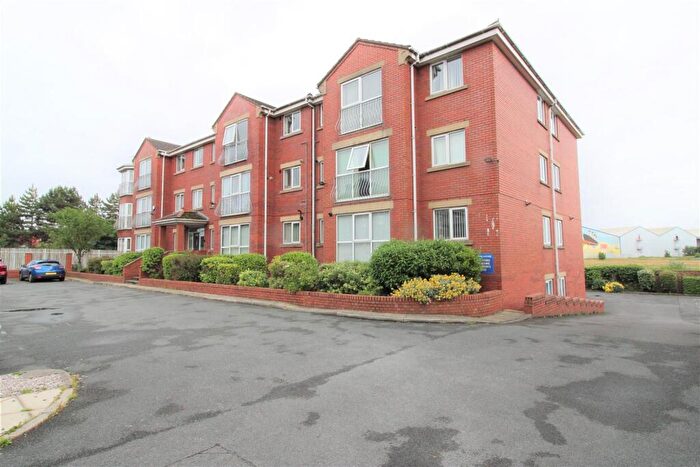 2 Bedroom Apartment To Rent In Sundene Lodge, The Esplanade, Waterloo, Liverpool, L22