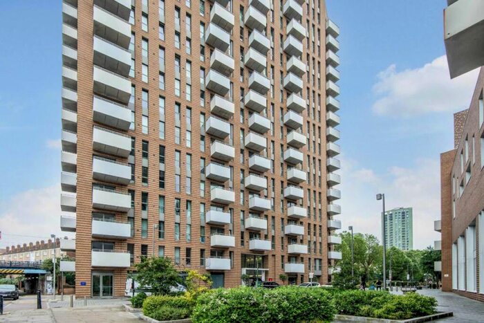 1 Bedroom Flat To Rent In Hannaford Walk, Bow, E3