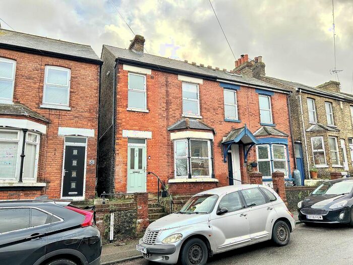 2 Bedroom Terraced House To Rent In Tivoli Road, Margate, CT9