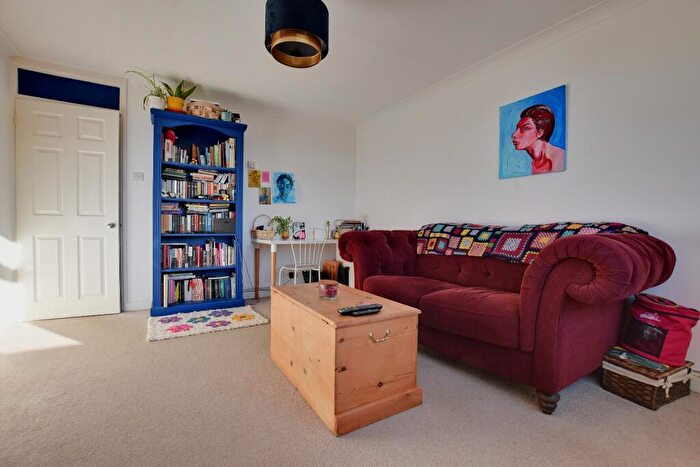 1 Bedroom Flat For Sale In Heywood Court, Heywood Way, Heybridge, CM9