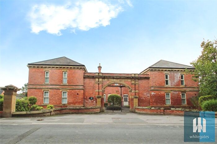 2 Bedroom Town House To Rent In Stable Mews, Pontefract, West Yorkshire, WF8