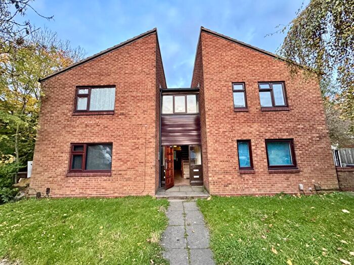 Studio To Rent In Carnegie Avenue, Tipton, DY4