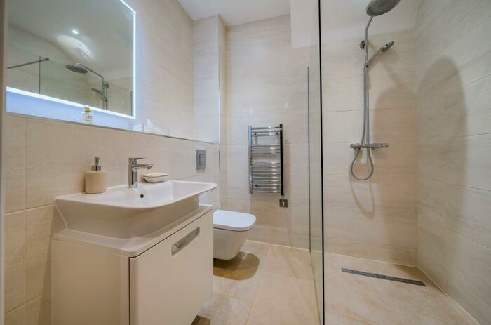 2 Bedroom Detached House For Sale In Colebrook Field, Ropley, Alresford, Hampshire, SO24