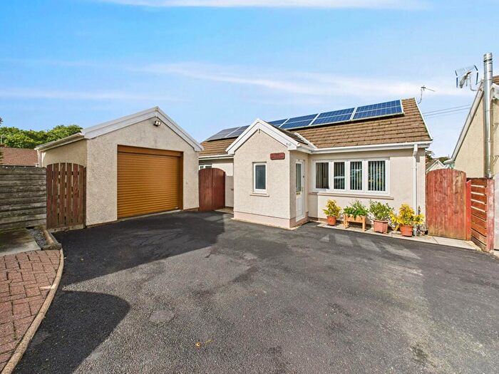 3 Bedroom Detached Bungalow For Sale In Valley Close, Saundersfoot, SA69