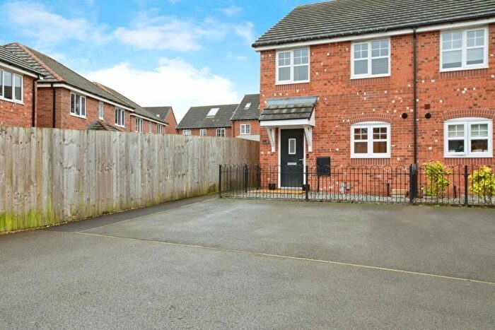3 Bedroom Semi-Detached House To Rent In Alexander Close, Chorley, PR7