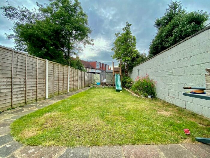 3 Bedroom House To Rent In Sompting Road, Worthing, BN14