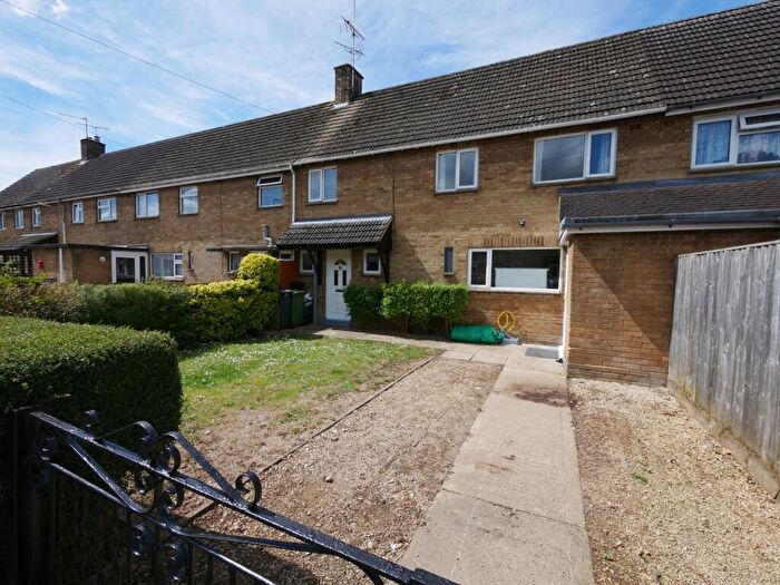3 Bedroom Terraced House To Rent In Queensfield, Fairford, GL7
