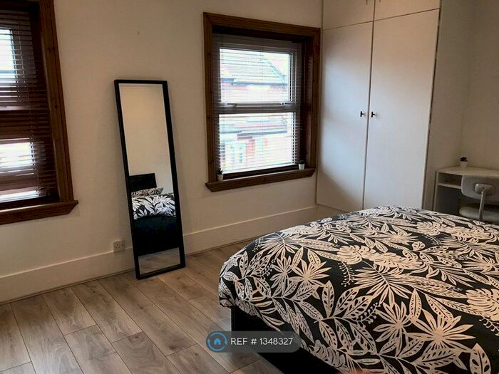 2 Bedroom Terraced House To Rent In Copsewood Road, Watford, WD24