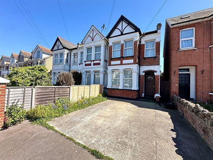 3 Bedroom Semi-detached House For Sale In Ellis Road, Clacton-On-Sea, Essex, CO15