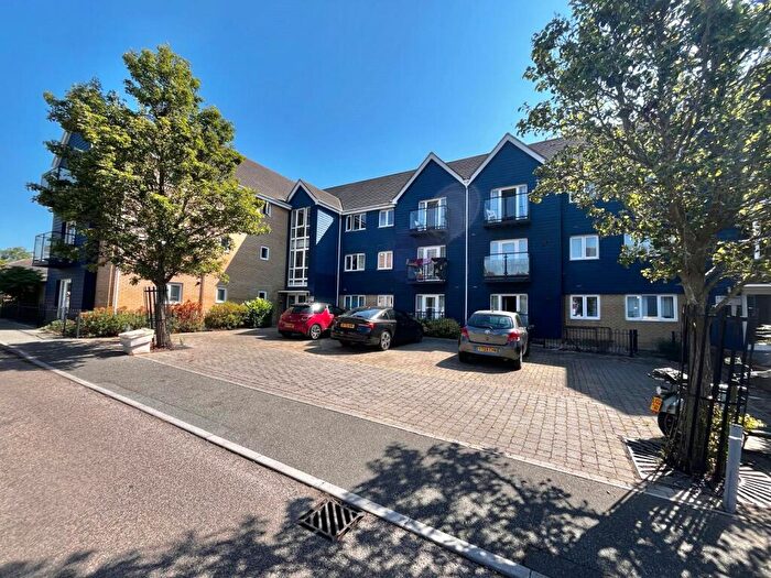 2 Bedroom Apartment To Rent In Zeus Road, Southend-on-Sea, Essex, SS2