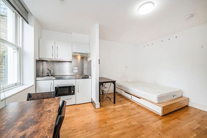 Studio To Rent In Castletown Road, West Kensington, W14