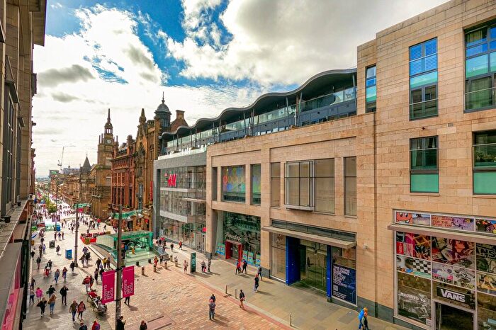 3 Bedroom Apartment For Sale In Bath Street, City Centre, Glasgow, G2