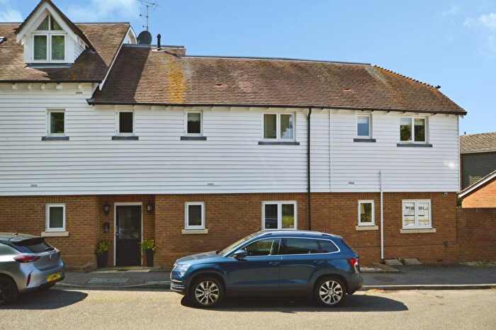 2 Bedroom Flat To Rent In Branta Fields, Hoo, Rochester, Kent, ME3