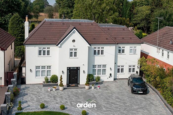 6 Bedroom Detached House For Sale In Station Road, Blackwell, B60