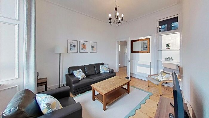 1 Bedroom Flat To Rent In Roseburn Avenue, Edinburgh, Midlothian, EH12