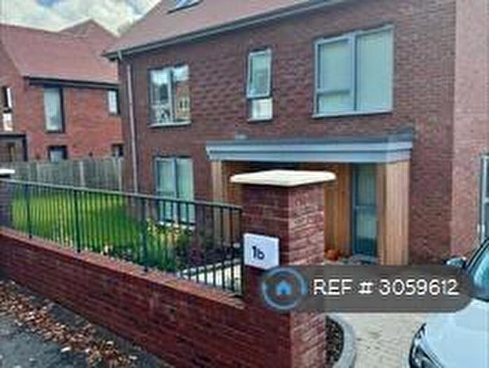 6 Bedroom Detached House To Rent In Rosebarn Avenue, Exeter, EX4