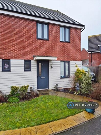 3 Bedroom Semi-Detached House To Rent In Pilsbury Close, Bedford, MK43