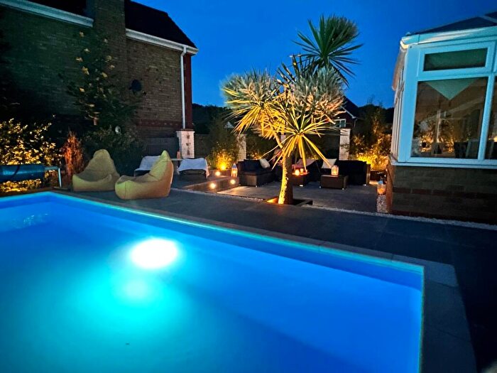 4 Bedroom Detached House For Sale In Shetland Rise, Whiteley, Fareham, Hampshire, PO15