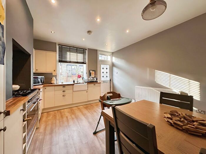 3 Bedroom Terraced House For Sale In Melbourne Street, Farsley, Pudsey, LS28