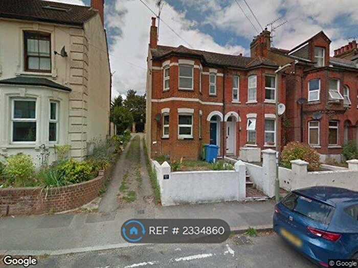 1 Bedroom Flat To Rent In Cambridge Road, Aldershot, GU11