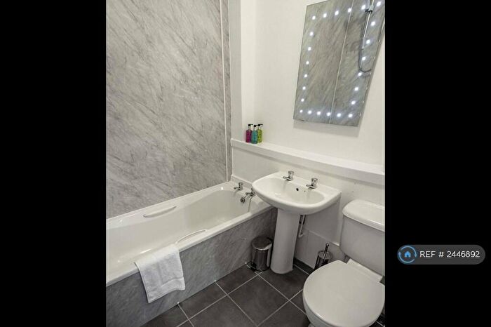 1 Bedroom Flat To Rent In Cleghorn Street, Dundee, DD2