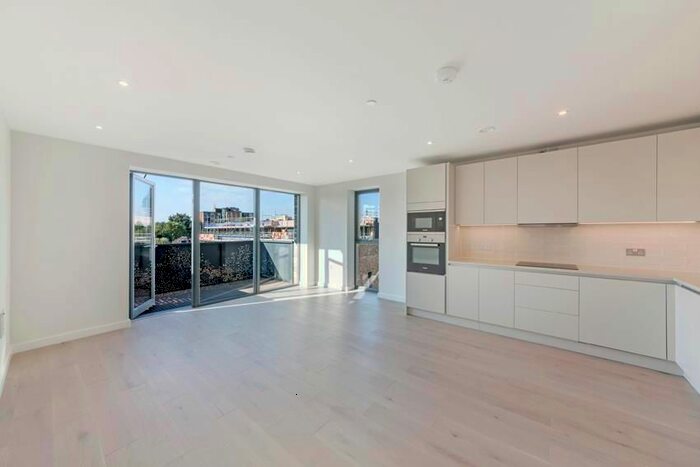 1 Bedroom Flat To Rent In Beatrice Place, London, SW19