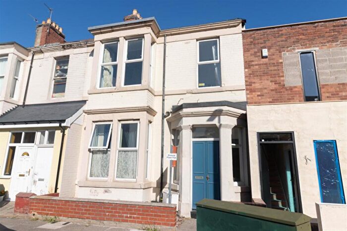 1 Bedroom Flat For Sale In John Street, Cullercoats, North Shields, NE30