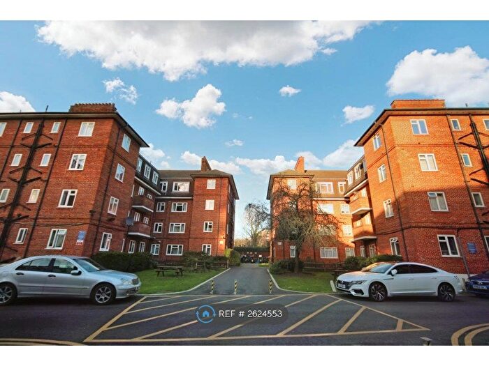 2 Bedroom Flat To Rent In North End Road, Wembley, HA9