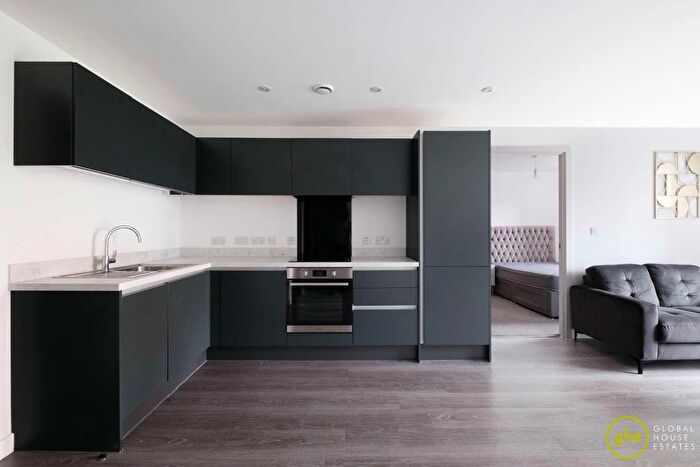 2 Bedroom Flat To Rent In Block C, Salford, Manchester, M5