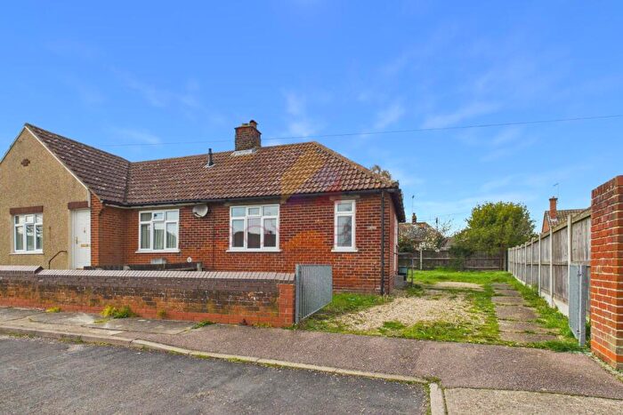 Bungalow For Sale In Bungalow On Ayloffe Road, CO4