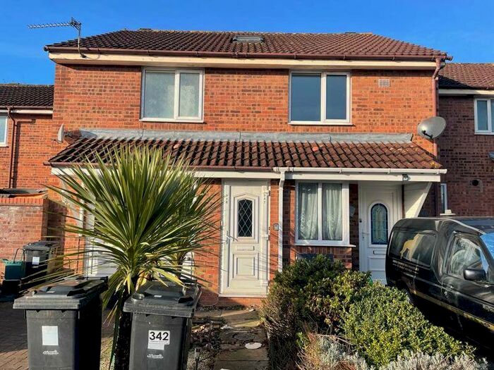 1 Bedroom Flat To Rent In Oaktree Crescent, Bristol, BS32