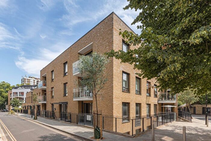 1 Bedroom Flat For Sale In Compton Avenue, Islington, London, N1