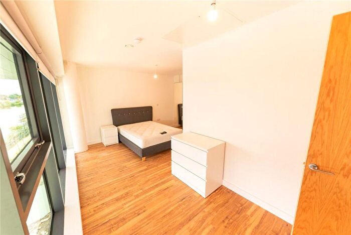 1 Bedroom Flat For Sale In Pomona Strand, Old Trafford, M16