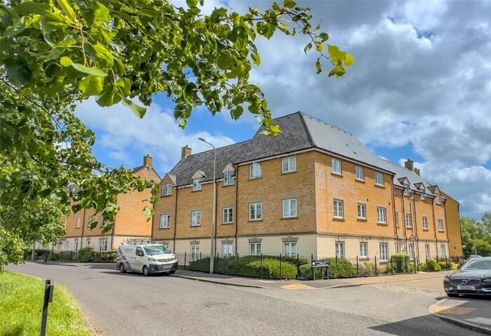 2 Bedroom Apartment To Rent In Harvest Grove, Witney, Oxfordshire, OX28
