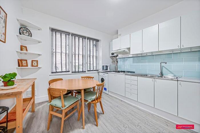 1 Bedroom Flat To Rent In Lisson Street London, NW1