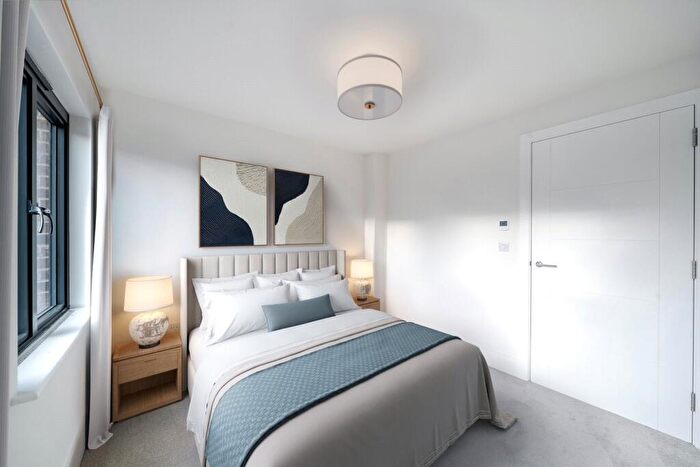 1 Bedroom Apartment For Sale In Cowley Road, East Oxford, OX4