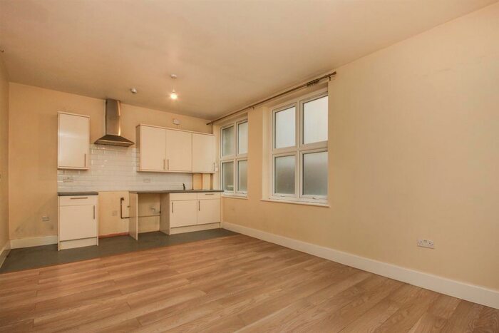 Studio To Rent In Greenland Road, London, NW1