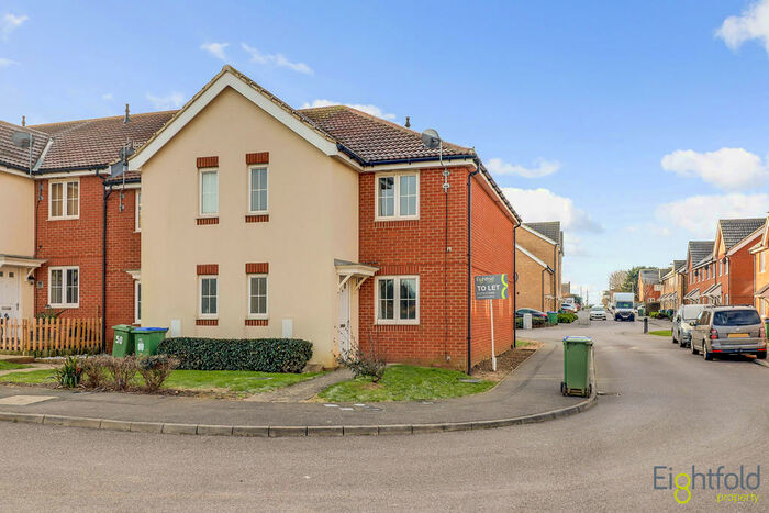 2 Bedroom Semi-Detached House To Rent In Montreal Close, Peacehaven, BN10