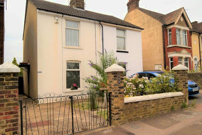 2 Bedroom Semi-Detached House To Rent In Nelson Road, Gillingham, ME7