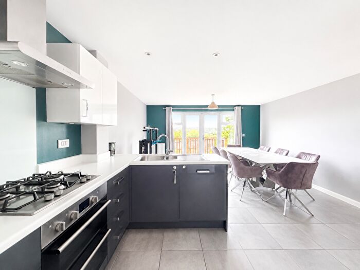 3 Bedroom End Of Terrace House For Sale In Shoe Lane, Paulton, Bristol, BS39